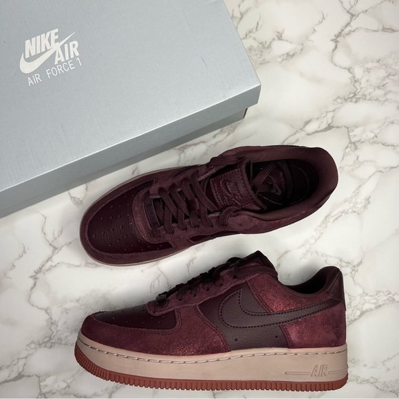 Nike Air Force 1 07 Premium - Picture 5 of 16